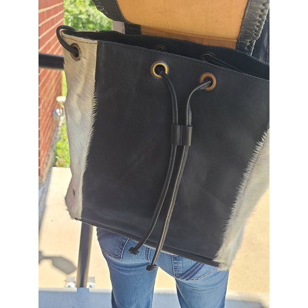 American Darling Black & White Cowhide Backpack display picture 2