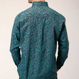 Back side view of the shirt, western yoke has pleat and locker loop. 