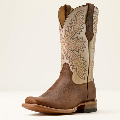 Front and side view of the South Fork Boot.