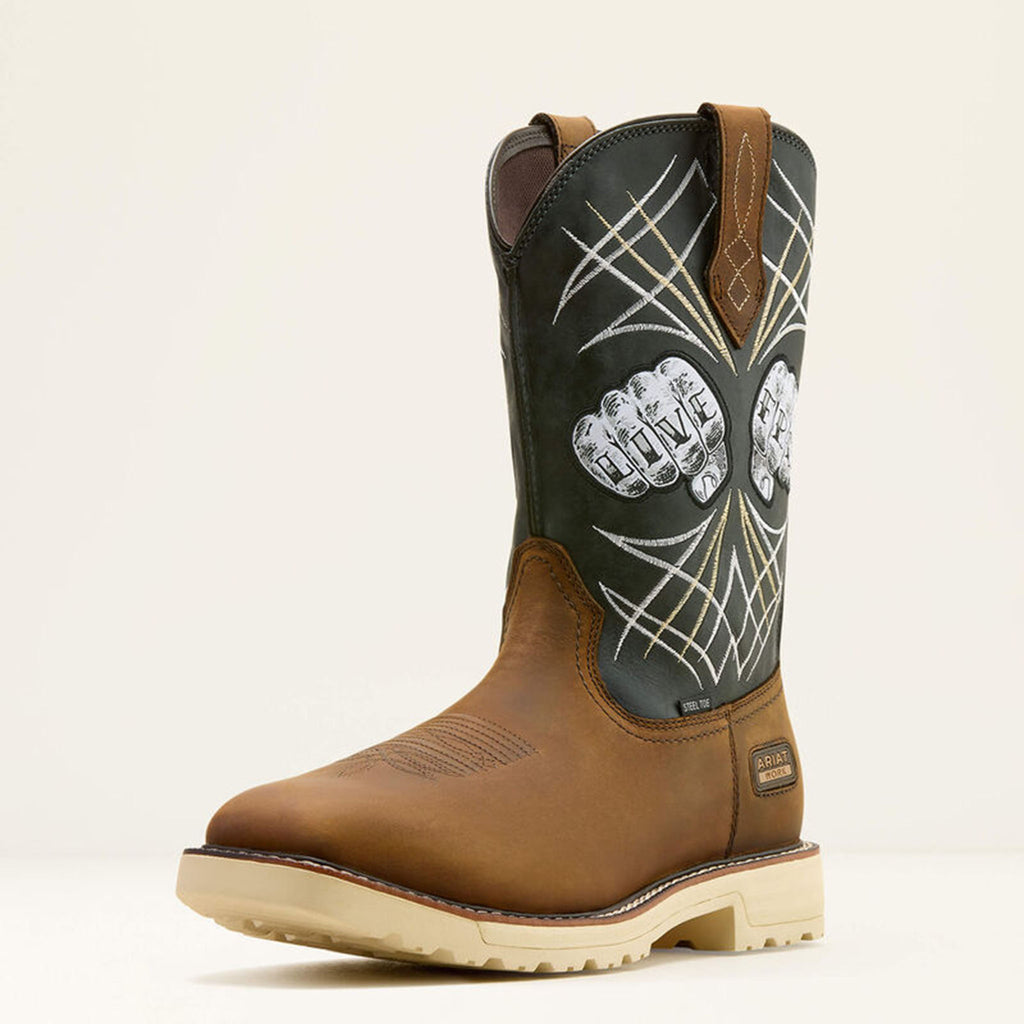 Front and side view of Men's Activator Live Free Boots. 