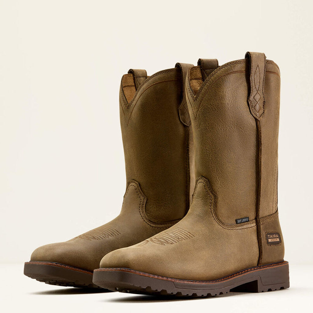Front and side view of both Activator boots. 