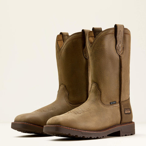 Front and side view of both Activator boots. 
