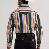 Back side view of the shirt, back features a single point western yoke. 