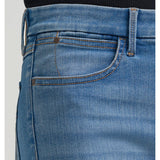 WRANGLER BESPOKE HIGH RISE BRISTOL - LADIES JEANS FRONT POCKET VIEW