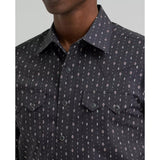 Close‑up of the Wrangler Retro sawtooth snap pocket Western shirt, showing the snap closures and sawtooth pocket shape.