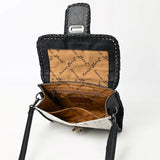 Inside view of the purse.