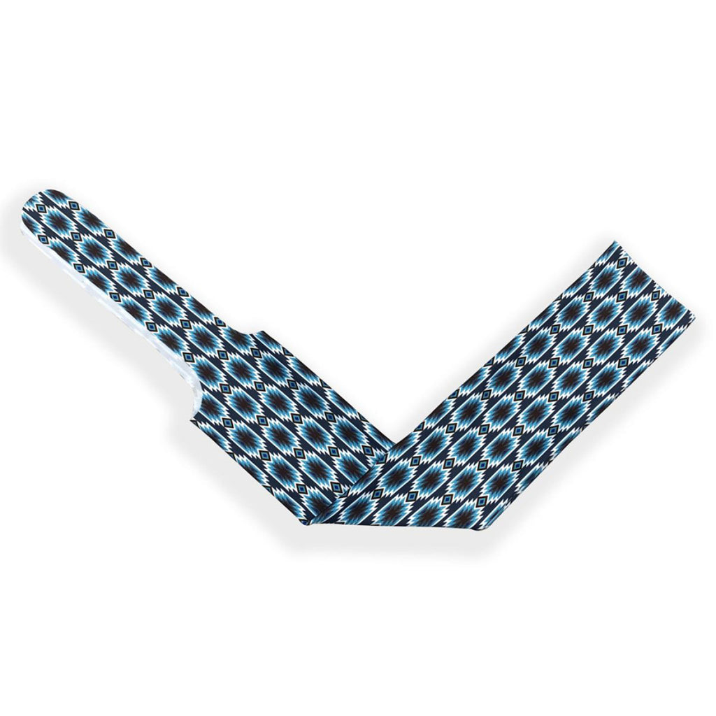 Full view of blue Aztec print tail bag 