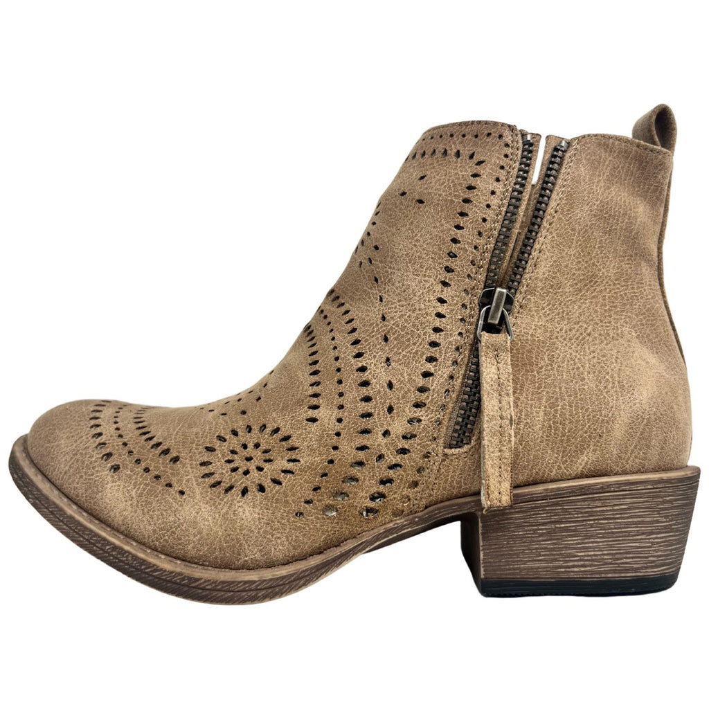 Very G Women s Lisette Laser Cut Bootie