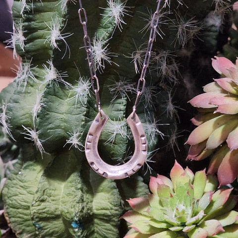 "Carli" Horseshoe Necklace
