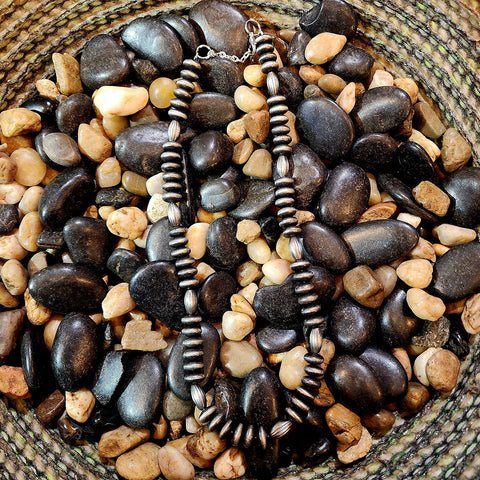" Raine" Faux 20in Navajo Pearl Necklace