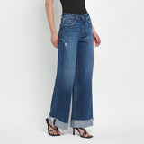 Side view of the jeans. 