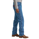 Side view of model in the Wrangler Men’s 20X Relaxed Fit Jean highlighting the relaxed seat, straight leg, and clean side seam.