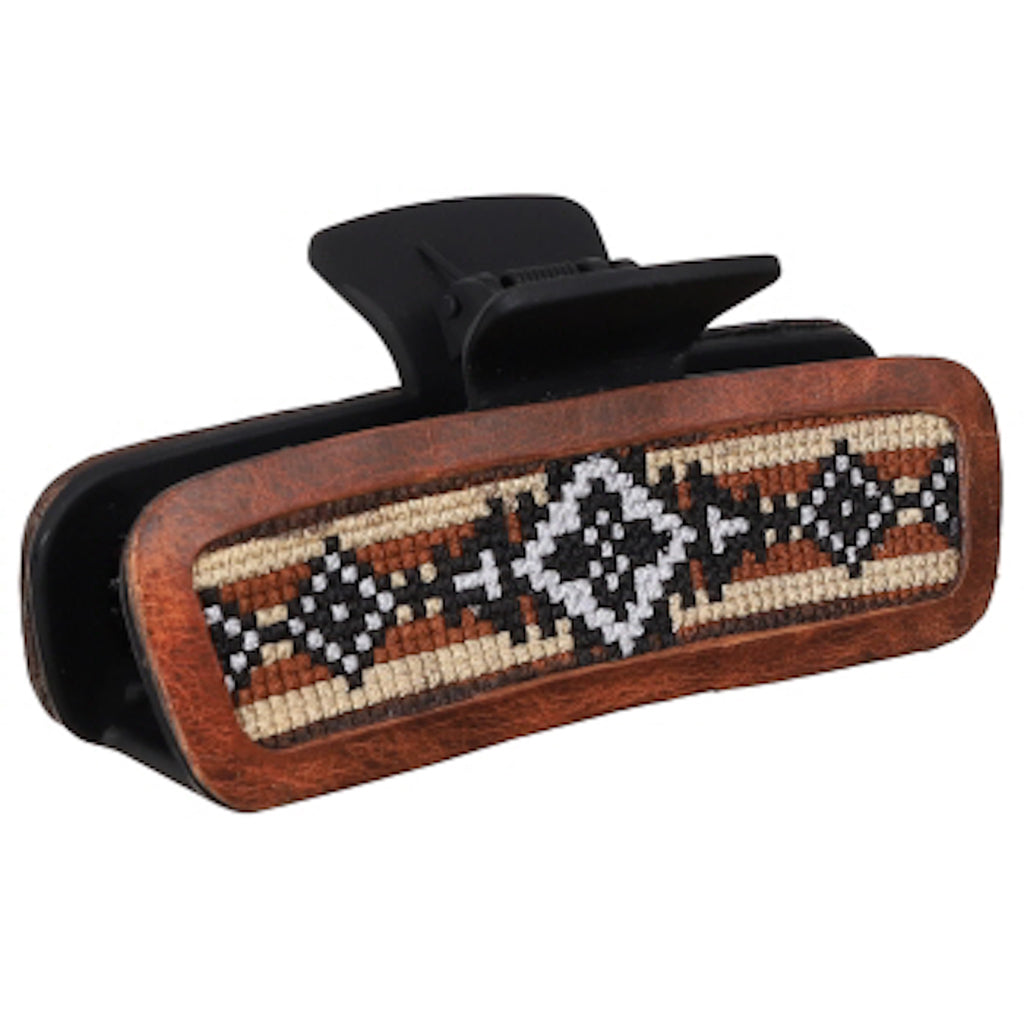 Full view of Showman Sandstone Stitch Claw Clip
