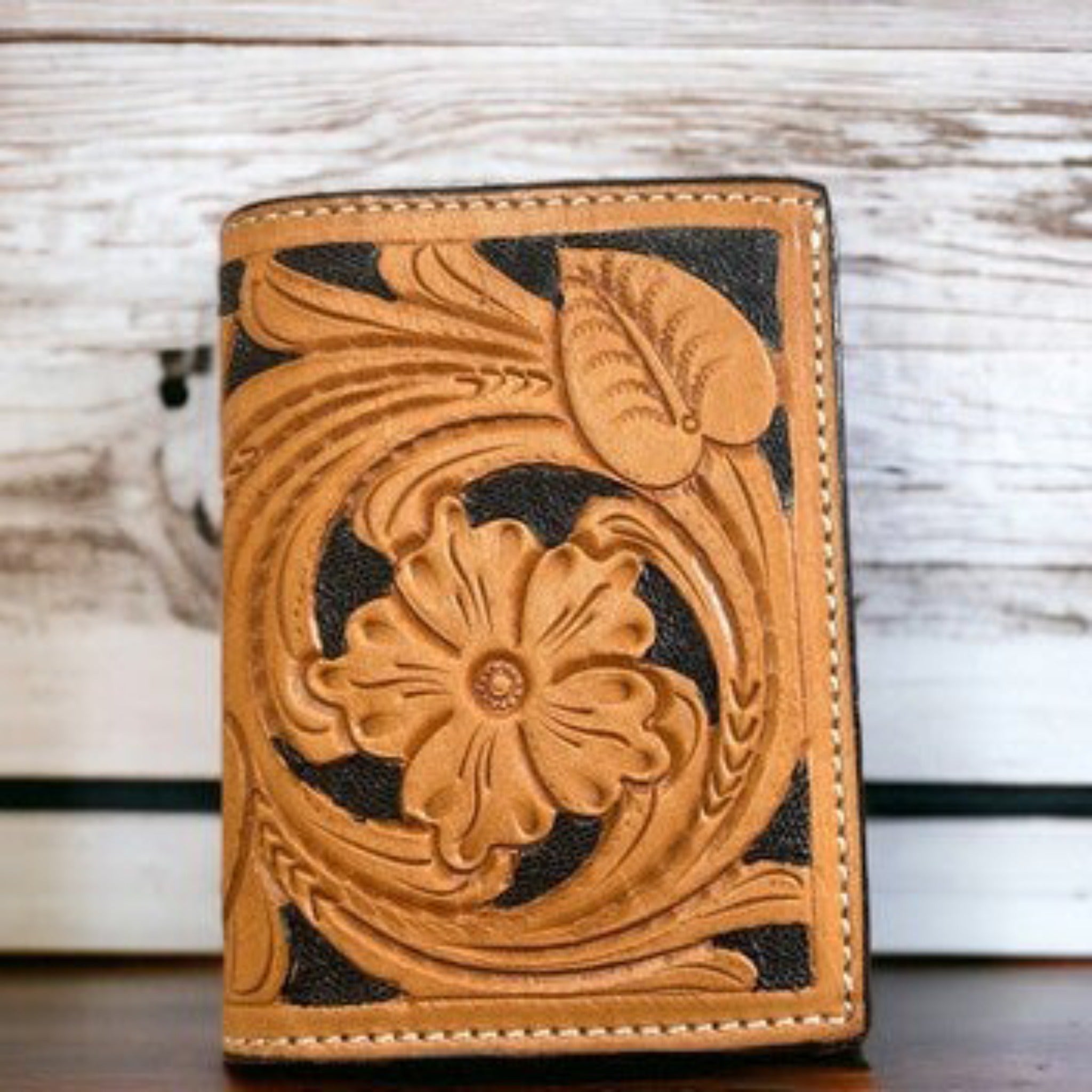 Twisted X Apache Men's Leather Trifold Wallet - Genuine Leather, Multiple Card Slots, Western Style