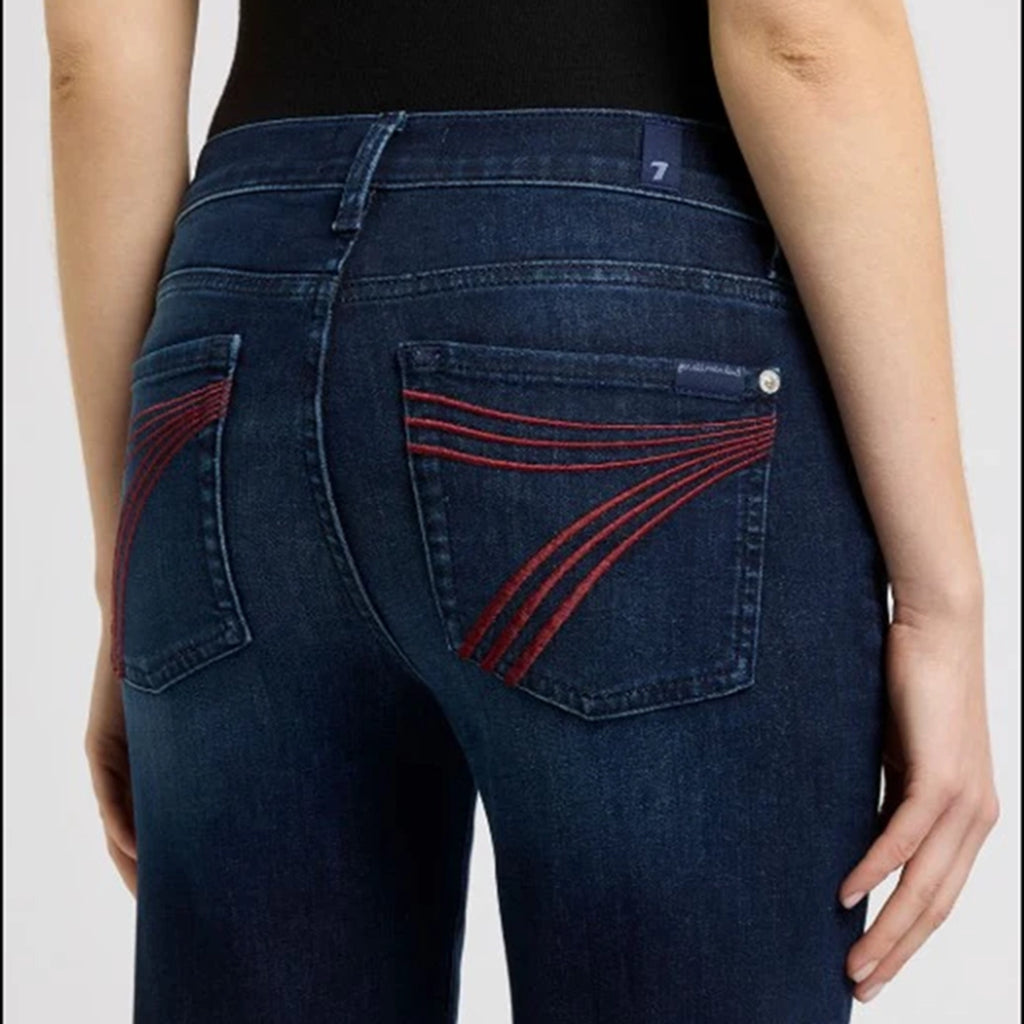 Maroon 7 stitching on back pockets, trouser, mid rise 