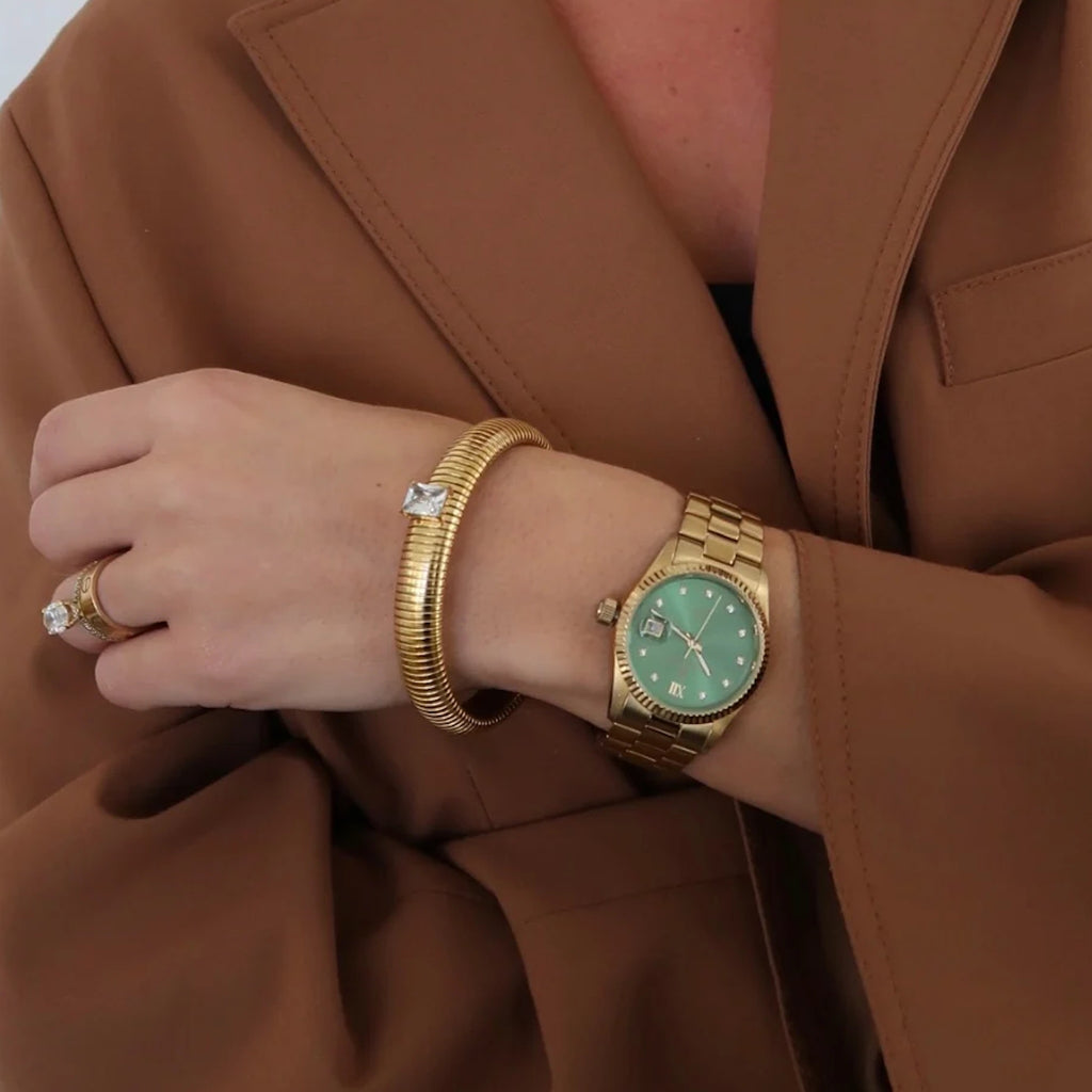 Close up view of Gold Stretch Rhinestone "Mack" Bracelet