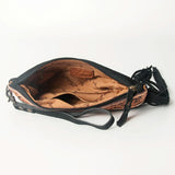 Open pocket view - zipper closure