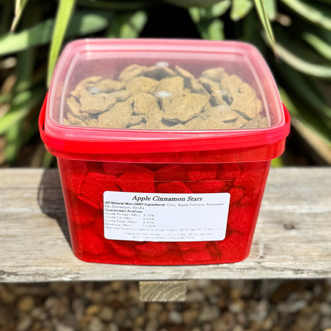 Apple Cinnamon Stars Horse Treats