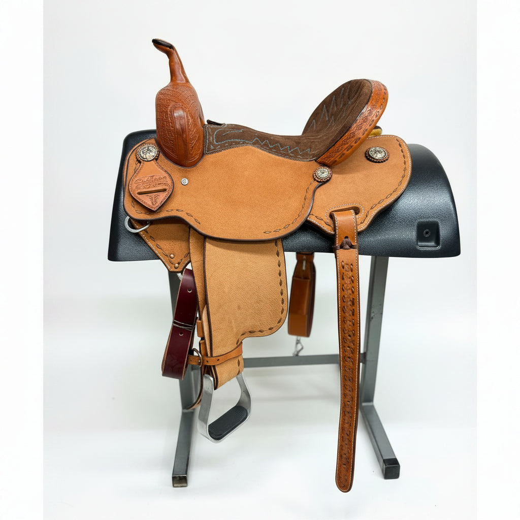 Side View of Scott Thomas 14" Spine Relief Barrel Saddle