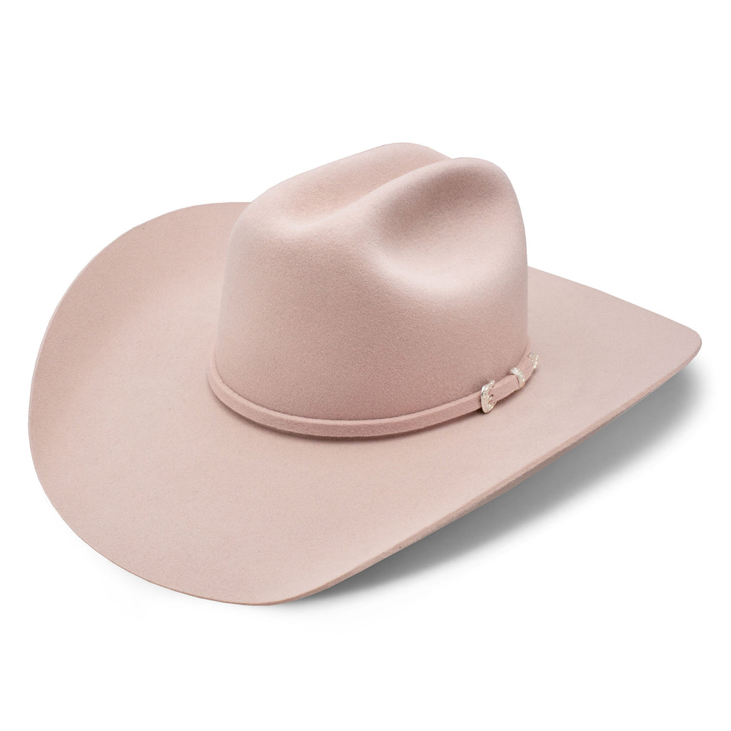 Light pink felt cowboy hat with matching hat band and silver buckle.