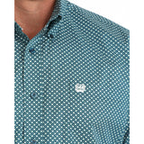 Close view of Geo Print with the embroidery of cinch logo 