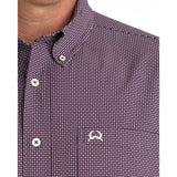 Close View of Cinch logo and shirt print 