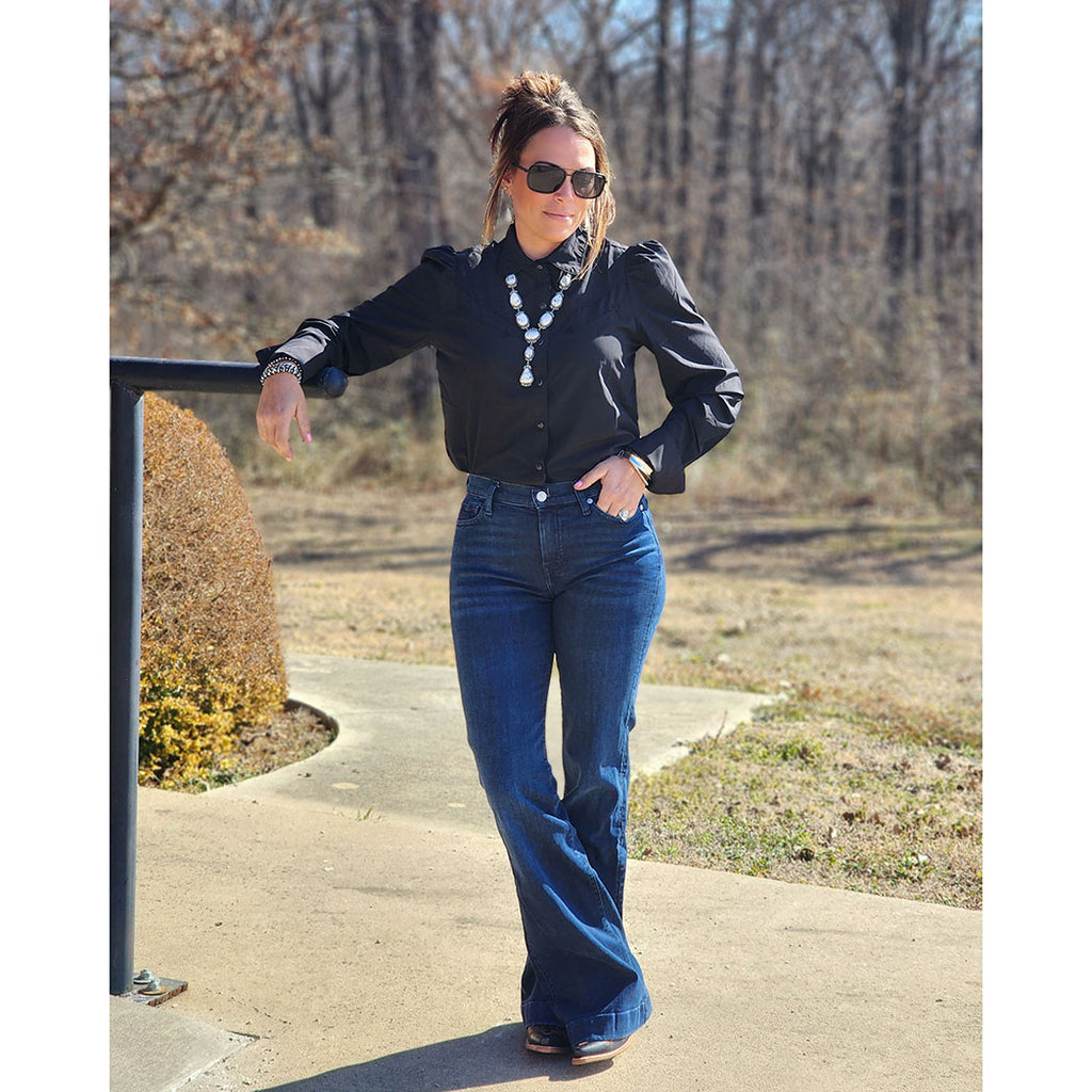 Long Sleeve Puffy Shoulders, Vented back, Yokes on front, Pearl Snaps 