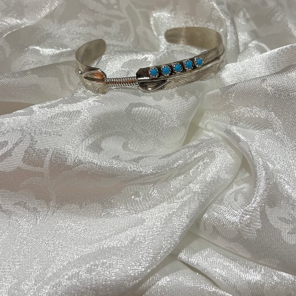 "Hilly" Silver Feather Bracelet with Kingman Turquoise