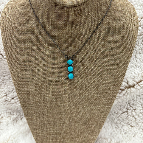 Necklace with 3 vertical Kingman Turquoise stones