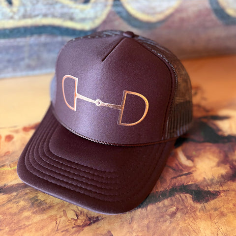 Dark brown hat with copper horizontal bit design 