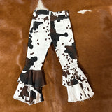 Flat lay view of the back of the jeans, no additional pattern or stitching on the back pockets.