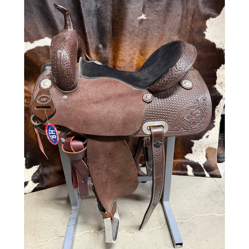 HR Saddlery 15in Chocolate Barrel Saddle