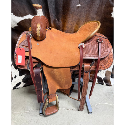 HR Saddlery 16in Association Saddle