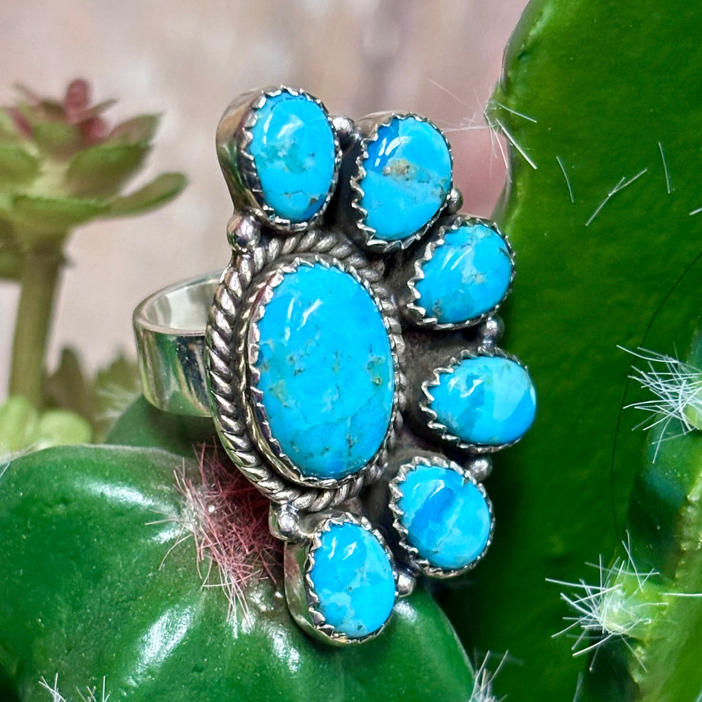 Close view of kingman turquoise cluster adjustable ring
