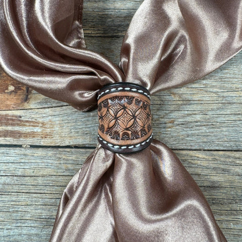 Two Tone Oil Honeycomb Leather Wild Rag Slide