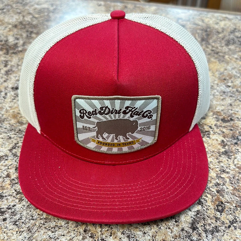 RED DIRT HAT CO FOUNDED MESH SNAPBACK HAT in RED/TAN
