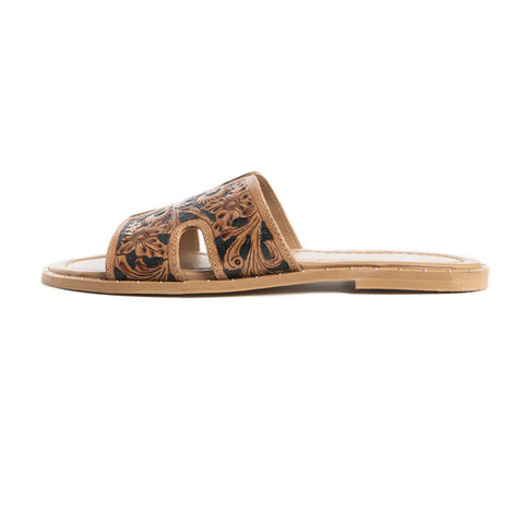 Side view of the Myra sandals.
