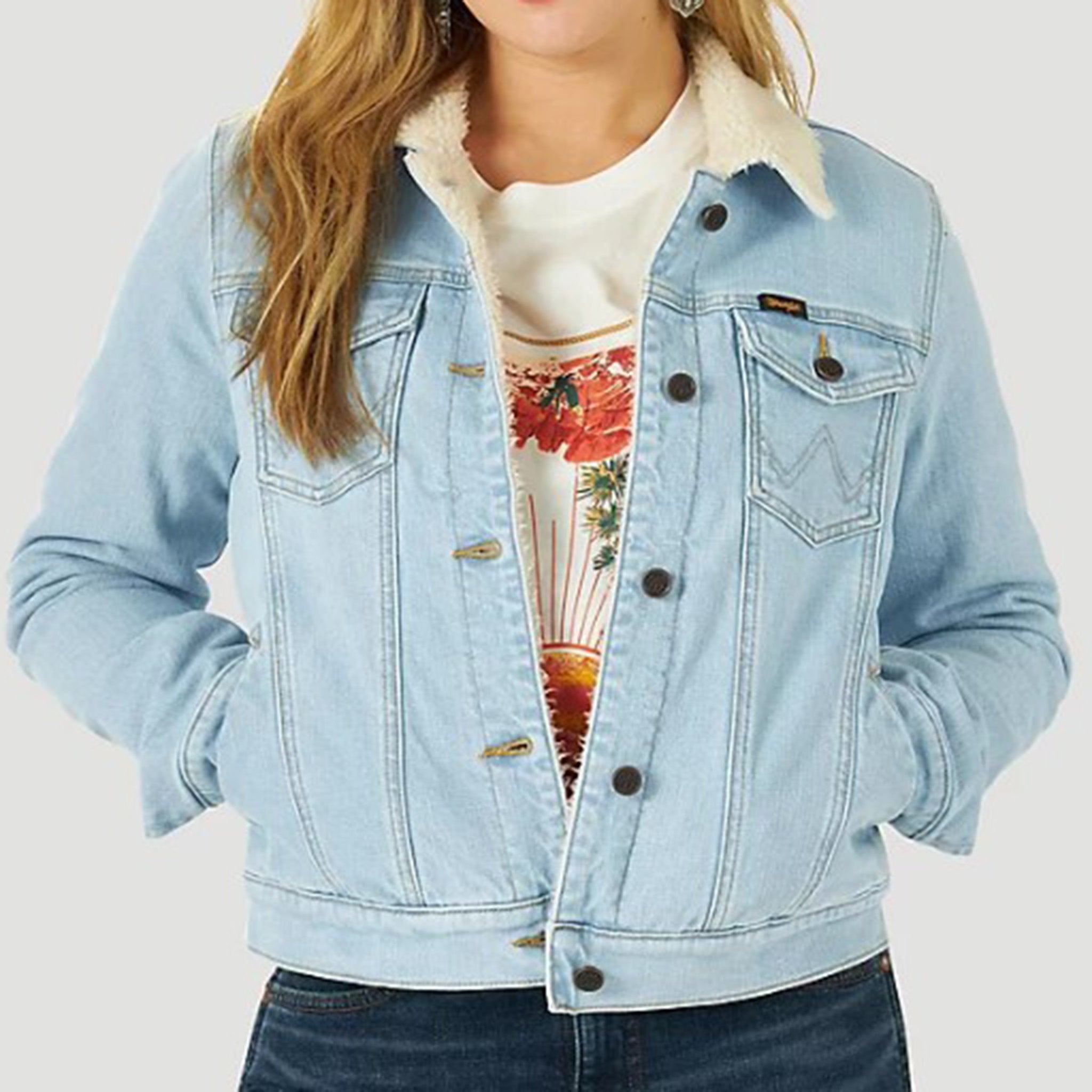 Wrangler Women s Light Wash Sherpa Denim Jacket