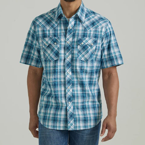 Wrangler Men's Blue Plaid Short Sleeve