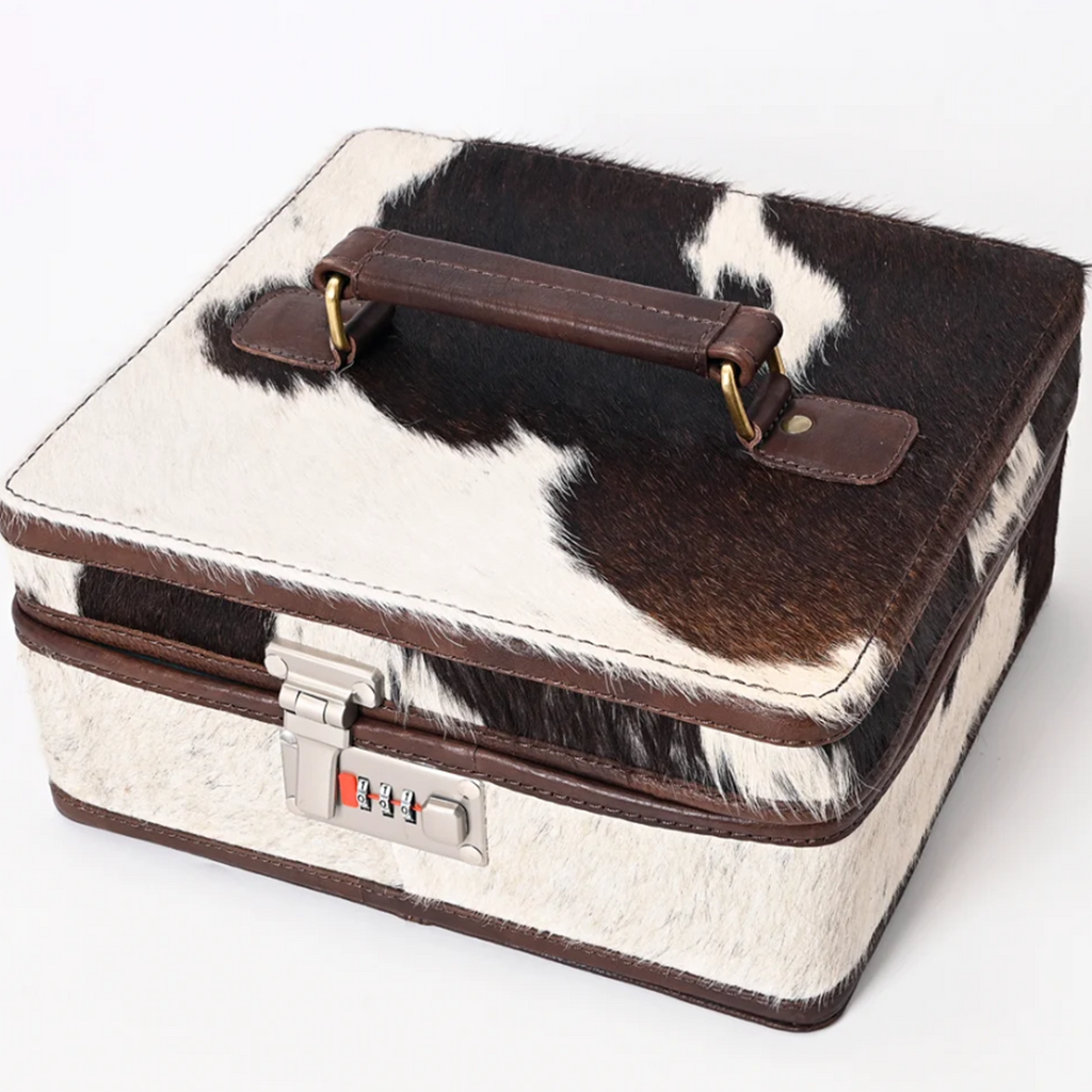 American Darling Cowhide Travel Jewelry Case