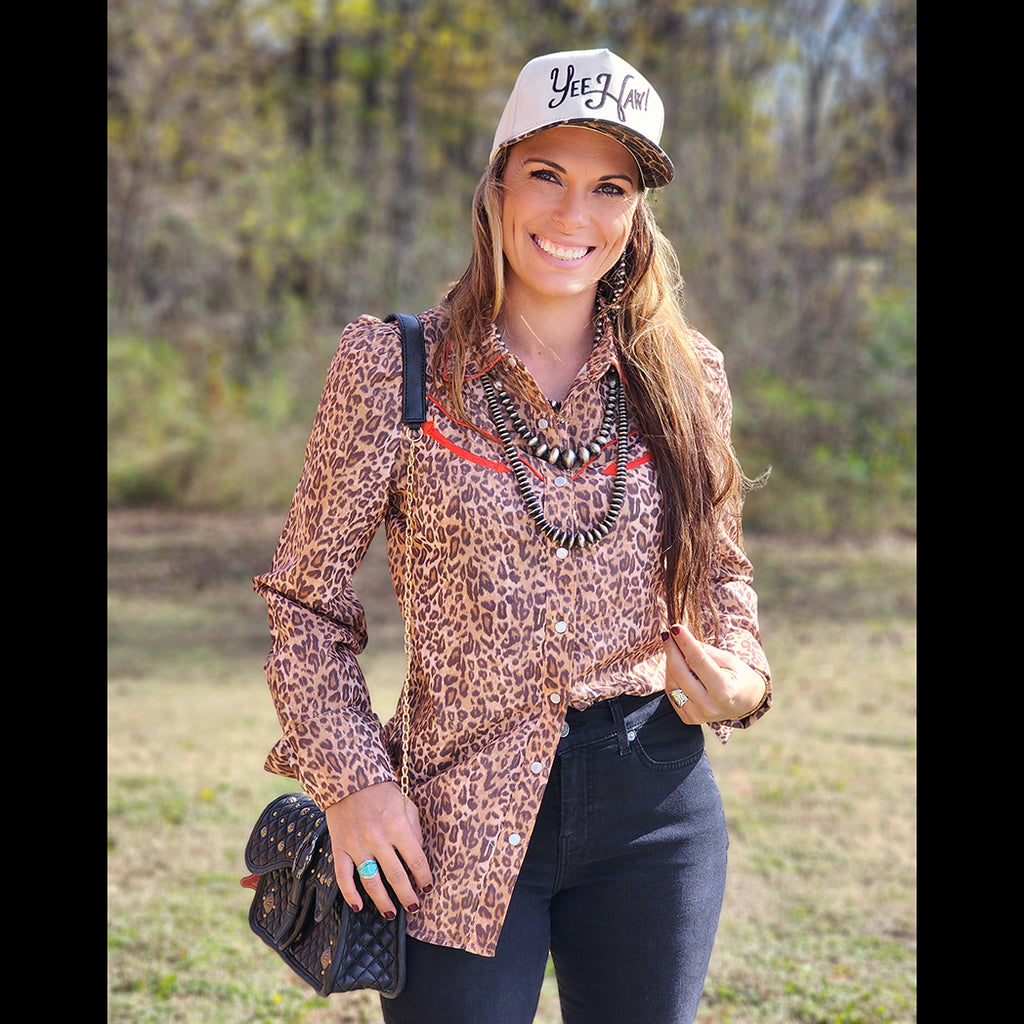 pearl snap, yoke design, long sleeve, leopard print 