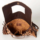 Open view - Snap closure - inside zipper pocket