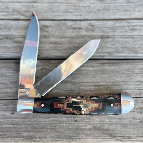 Brown south west design two blade pocket knife.