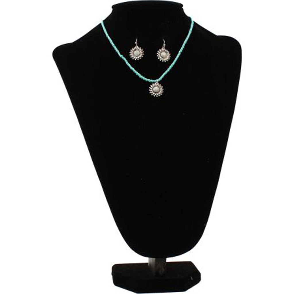 Jewelry set with necklace and earrings