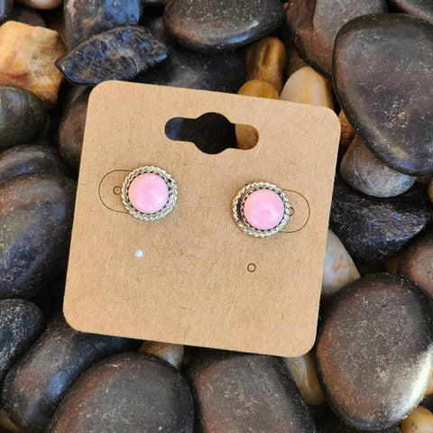 " Rita " Pink Conch Studs