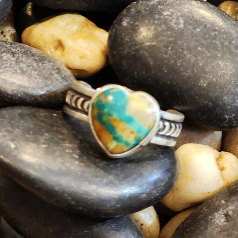 " Heartley " Turquoise Heart Ring