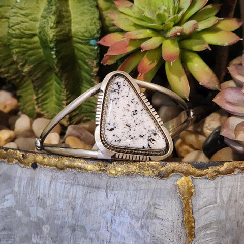 medium sized white buffalo stone set in sterling silver 