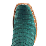 Toe box profile view of boot