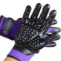 Purple HandsOn Grooming Glove