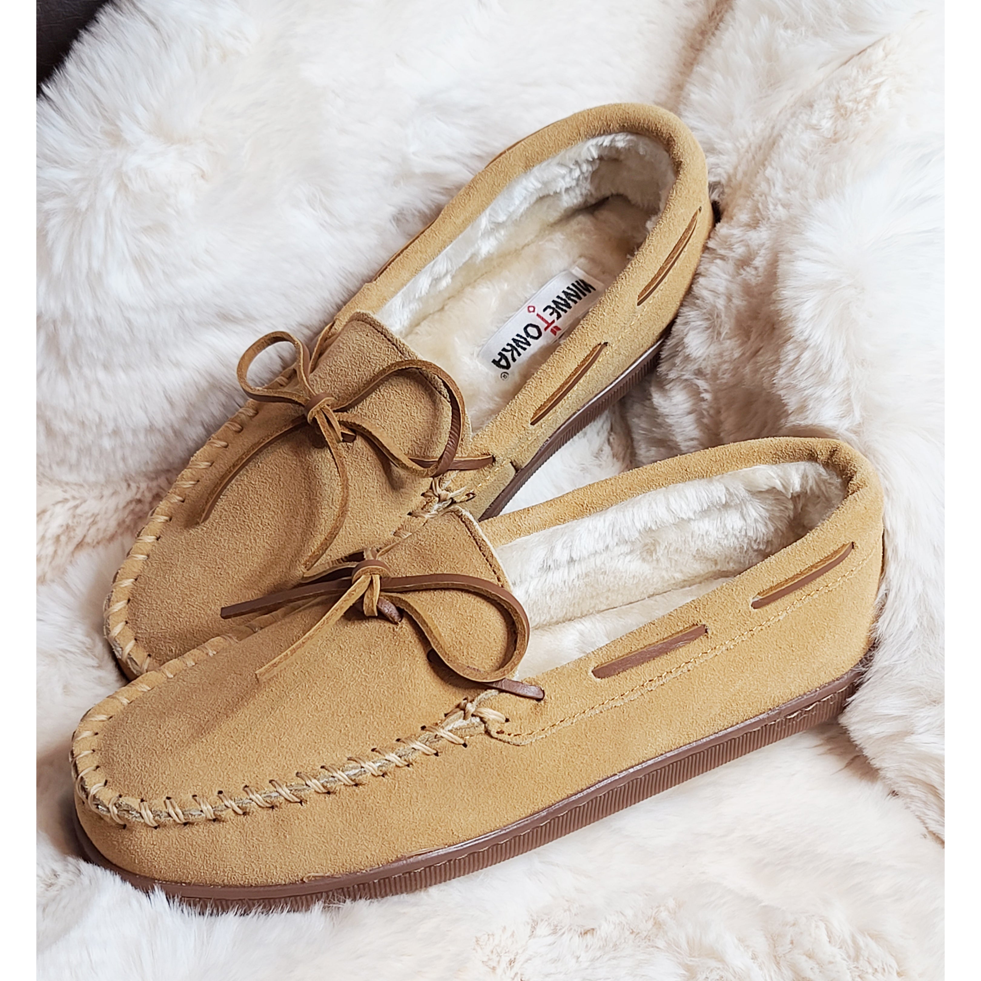 MINNETONKA Tan Suede Moccasin Slippers SIZE 10M Minnetonka Tan Men main image 2